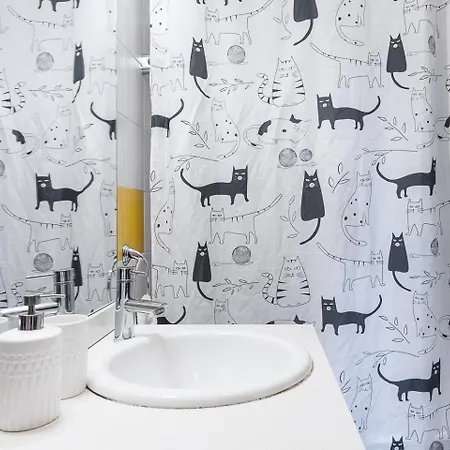 Guestready - Warwick Avenue In Lapa * Porto